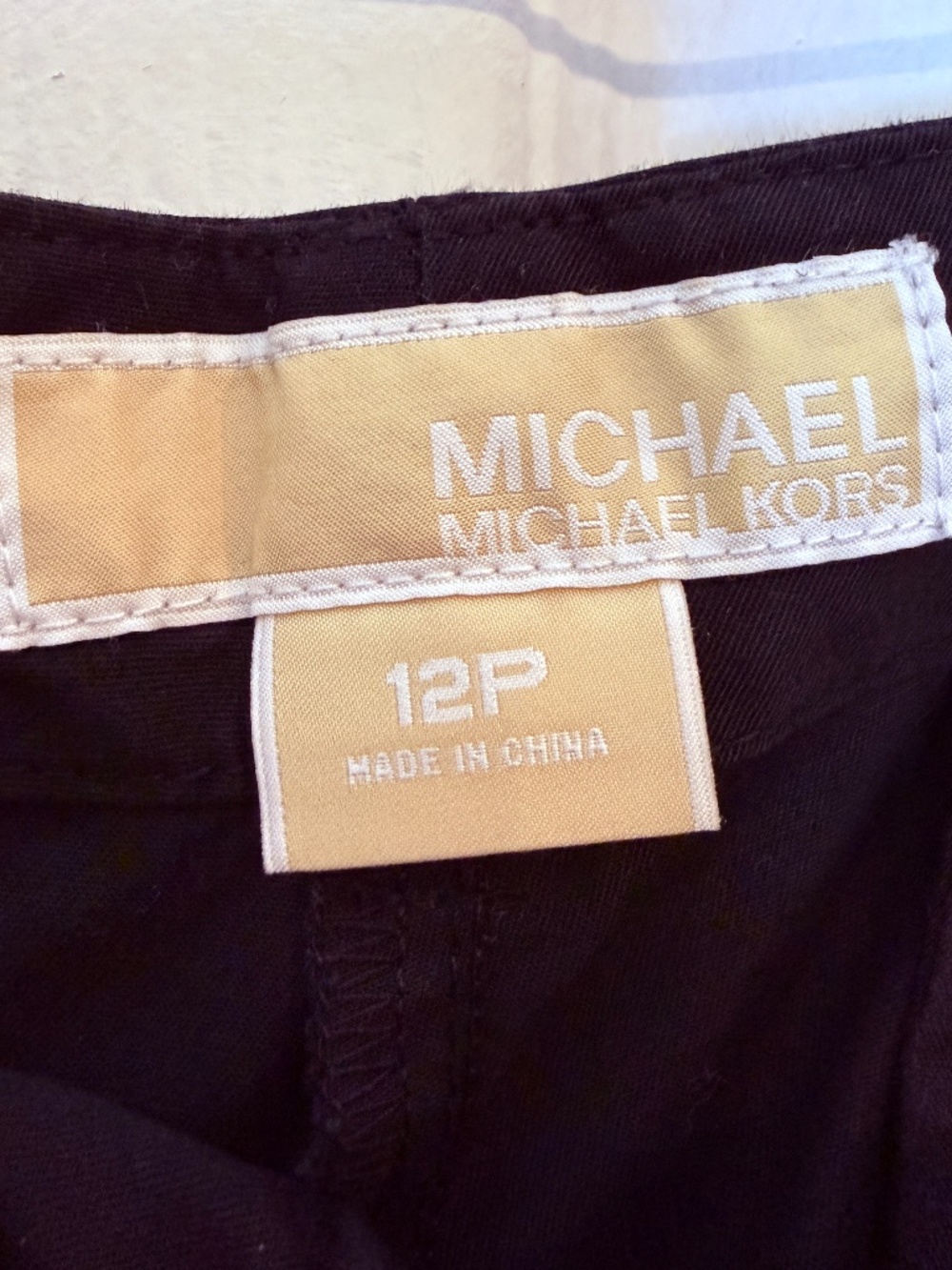 Michael Kors Black Cropped Pants | Women’s Size 12P | Classic Career Staple - Picture 3 of 10